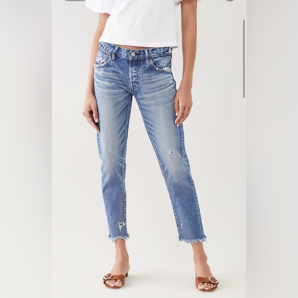 EUC Moussy Vintage Keller Tapered Distressed Jeans